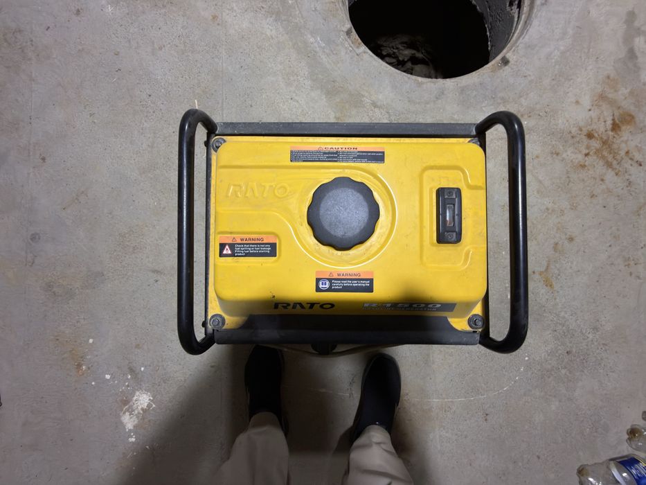 Generator sotiladi kop iwlamagan