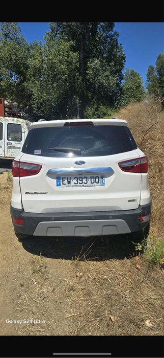 Ford Ecosport 2018 Avariat (3000)€
