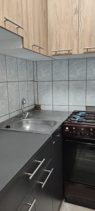 Închiriez garsonieră în Vladimirescu