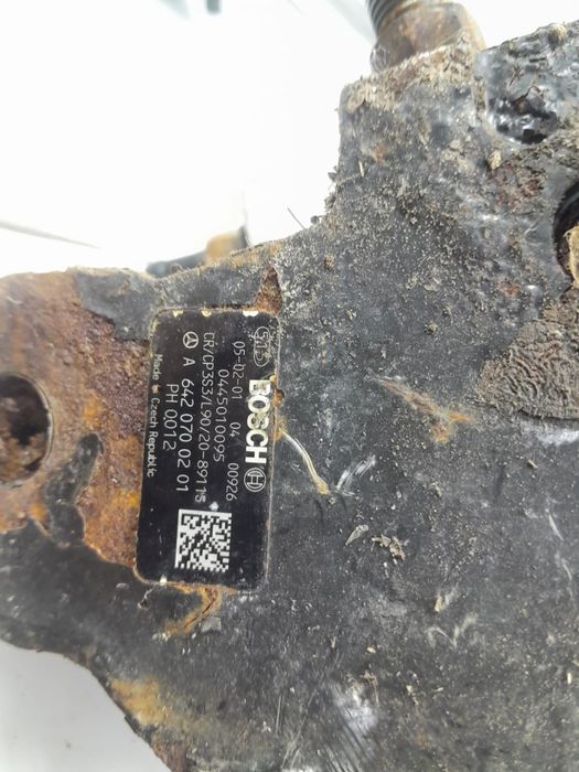 Pompa inalta presiune 3.0 cdi v6 om642 a6420700201 0445010095 Mercede