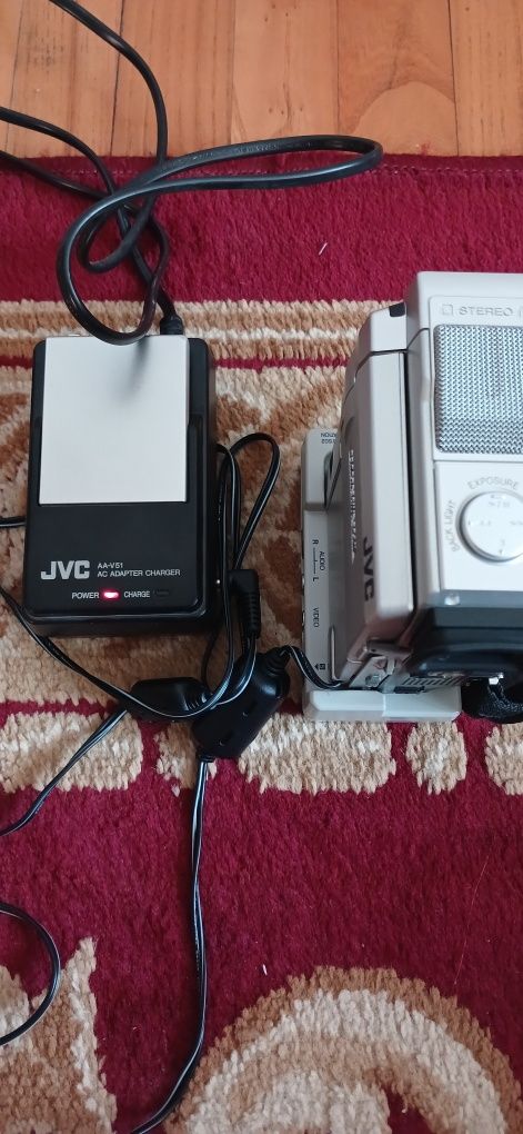 Камера JVC, б у  в хорошем состоянии