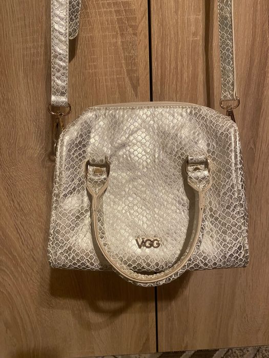 Елегантна дамска чанта