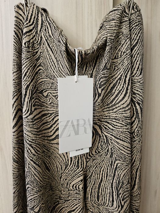 Zara костюм от жакард