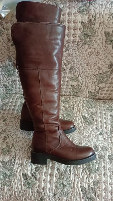 Продам зимние сапоги