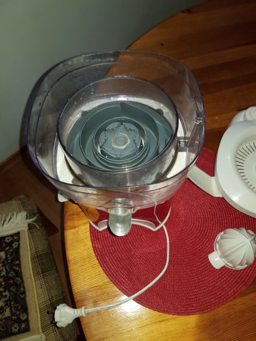 Storcator profesional.pentru fresuri.