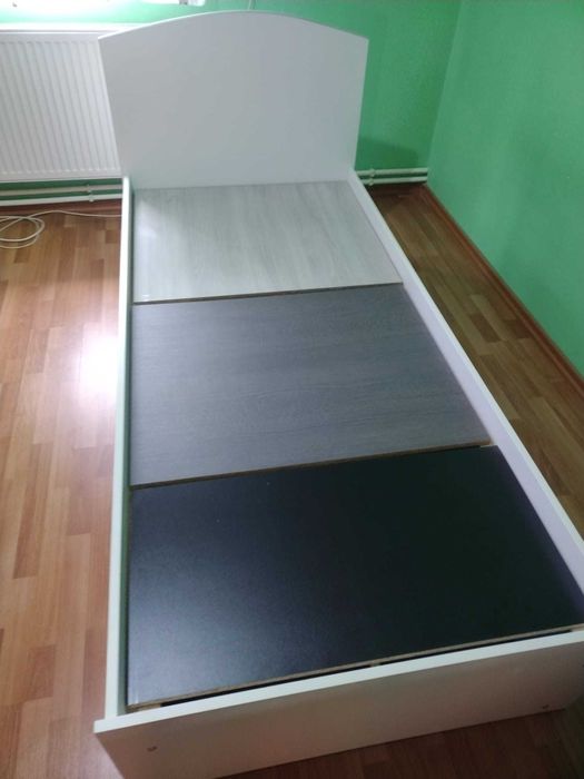 Pat pentru o persoana
