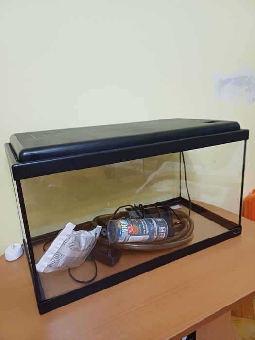Acvariu capacitate 54L