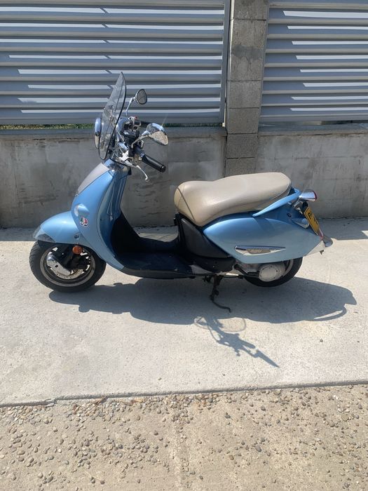 Vand Aprilia Mojito Custom