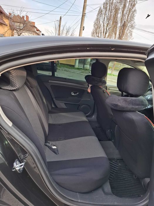 Renault Laguna 3 - 1.5 dCi, 110 CP, An 2009