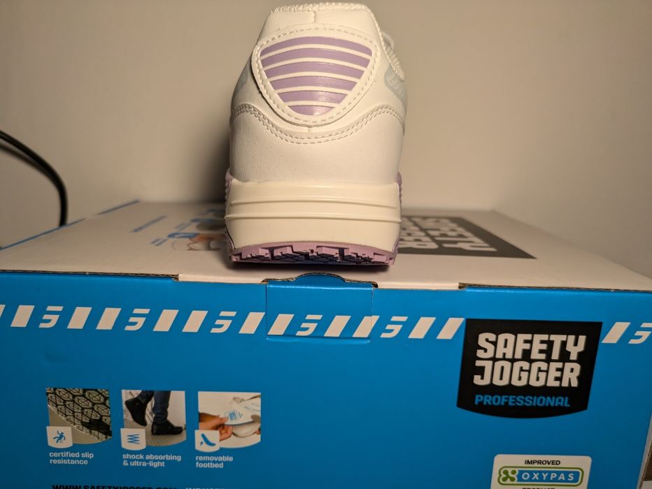 Papuci de damă pentru muncă