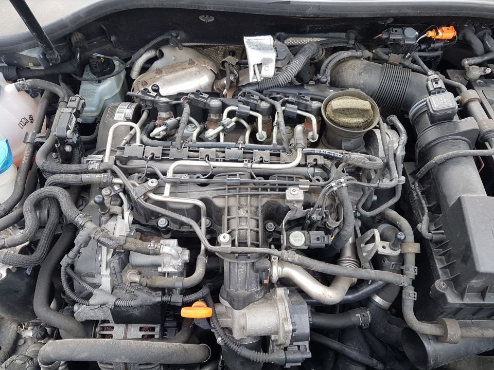 Cutie Viteze 5 Trepte Manuala Audi A3 8P 1.6 TDI 2003 - 2012 Cod LHW Proba pe masina