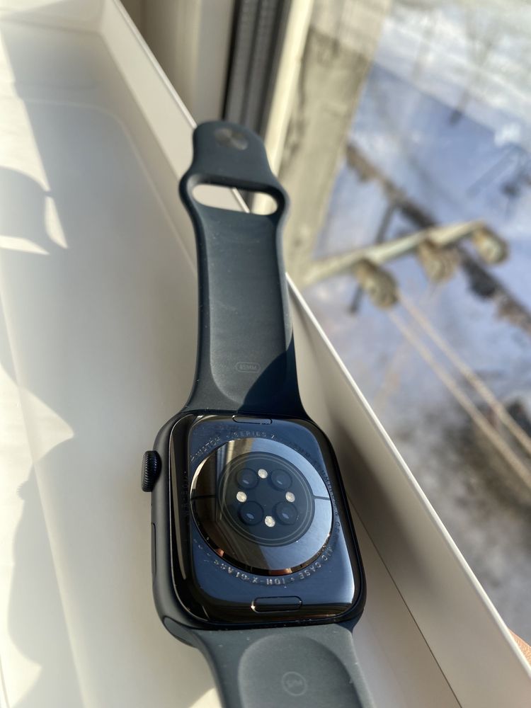 Apple Watch 7 45 мм часы