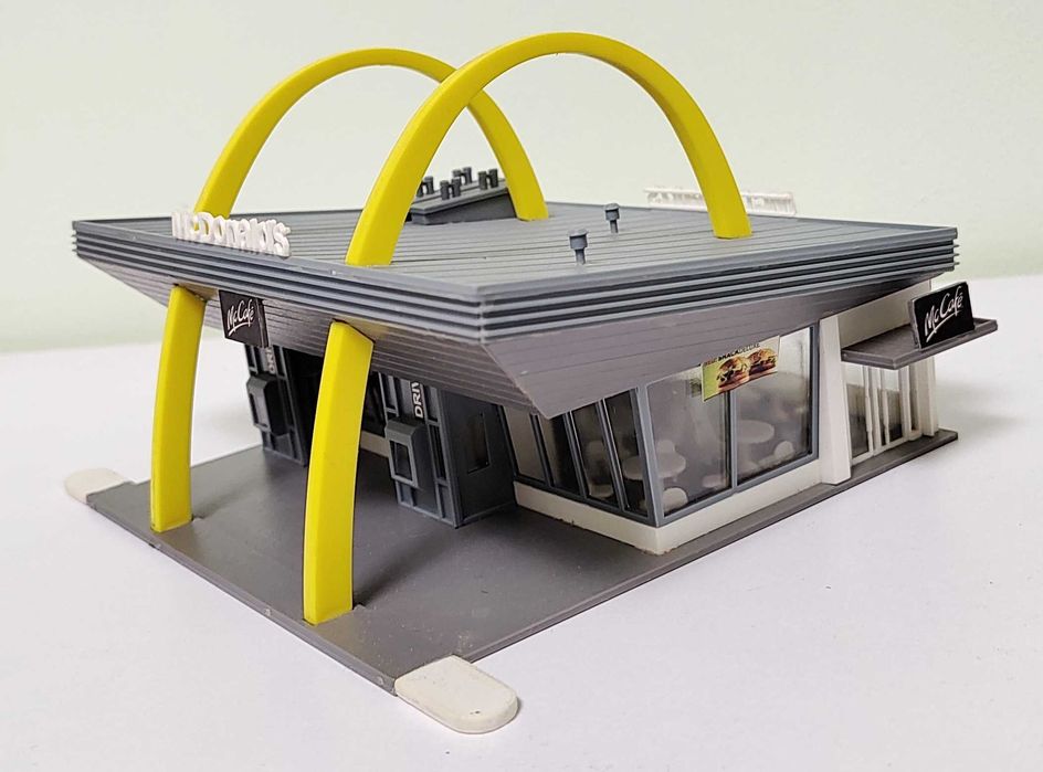 Macheta fast food diorama McDonalds McDrive H0 1:87 Vollmer 3634