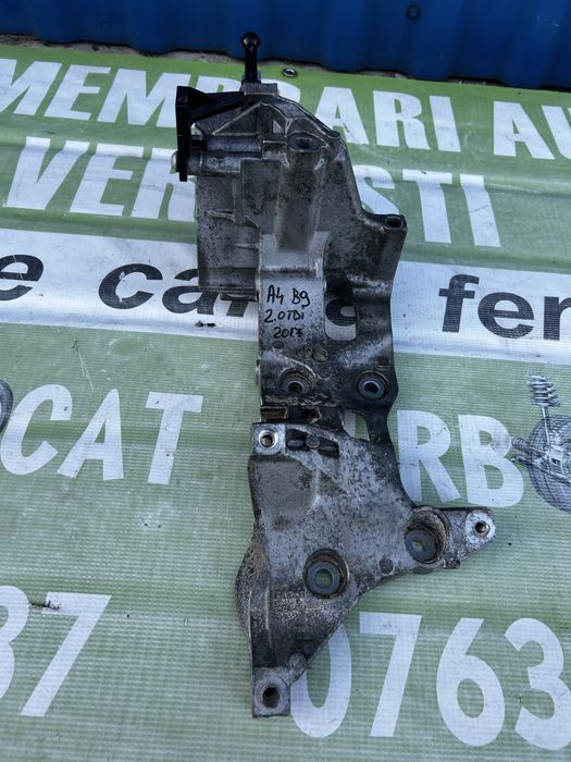 Suport accesorii, alternator , compresor Audi A4 B9 2.0 Tdi