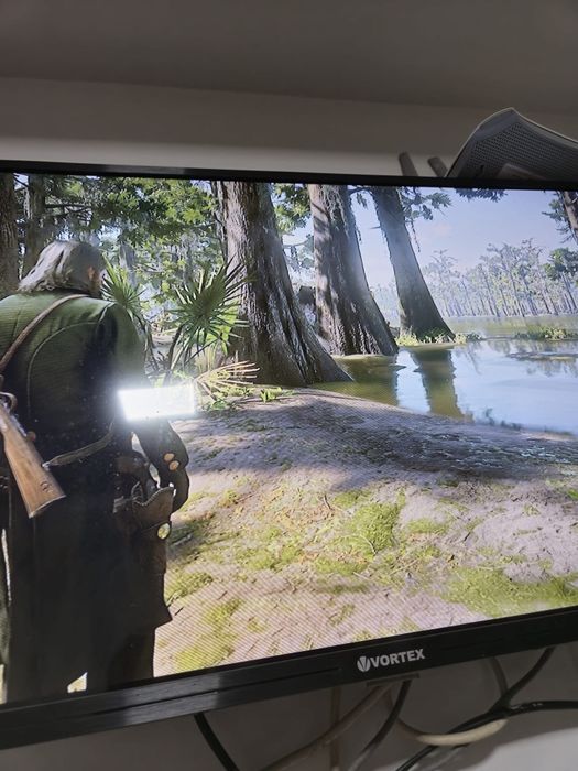 PlayStation 4 Slim preț 800 lei negociabil!