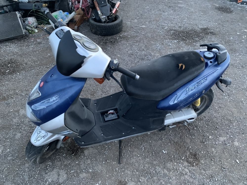 НА ЧАСТИ! Скутер CPI Hussar JR 50 куб. 2001 Scooter