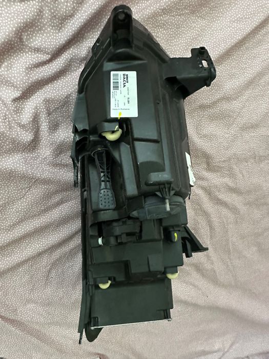 Vand Far Stanga Dacia Jogger/Logan/Sandero 2024