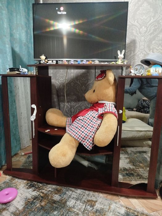 Отдам стенку, самовывоз.