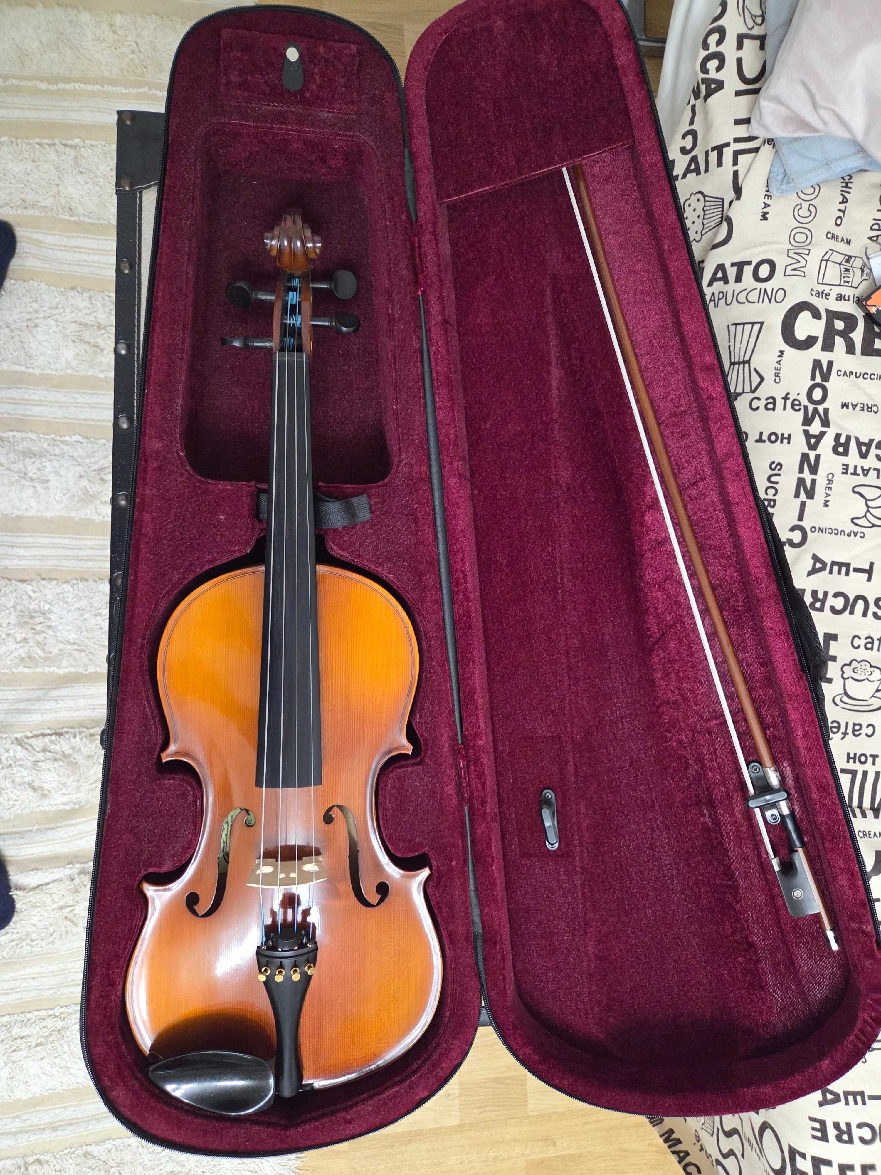 Vând pachet complet Violă 16.5” + arcuș + cutie SA60 + alte accesorii