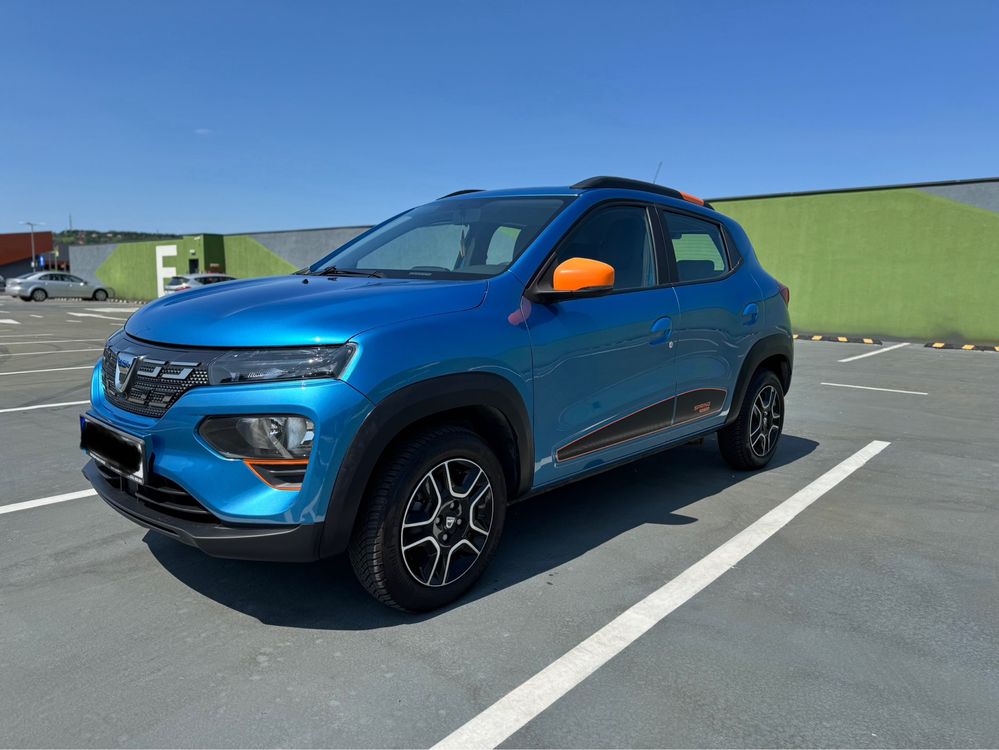 Dacia Spring 2022 albastru