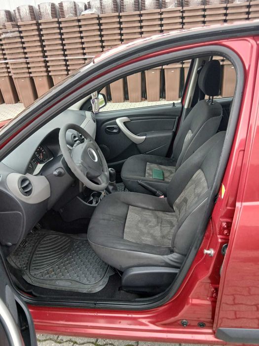 Dacia Sandero ac an 2009 recent adusa