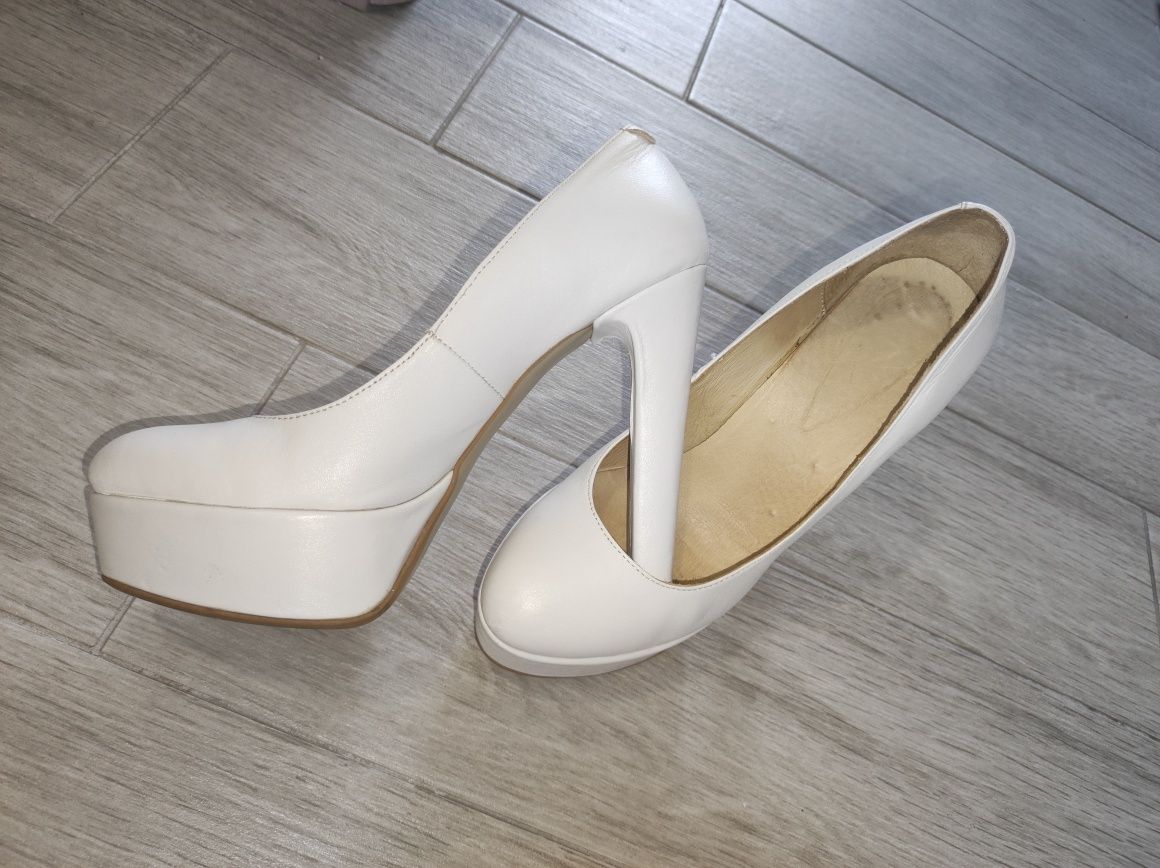 Pantofi piele naturala albi cu platforma