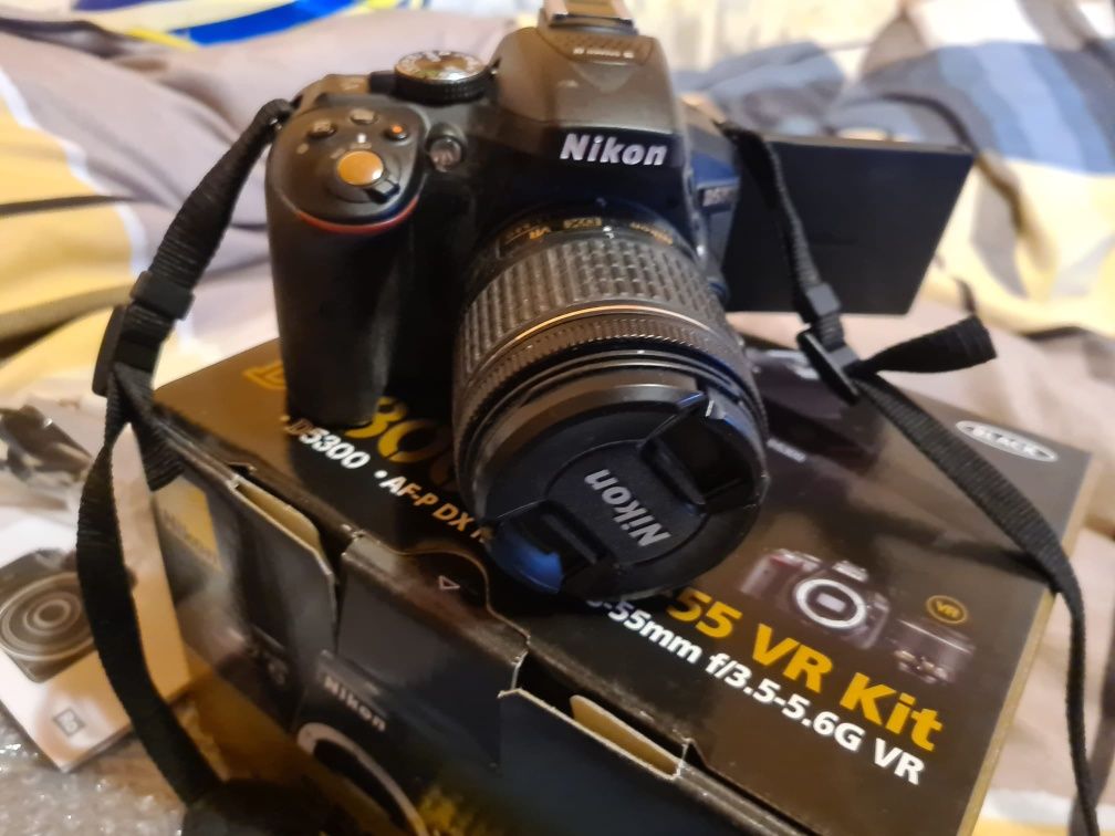 Nikon D5300 aproape nou