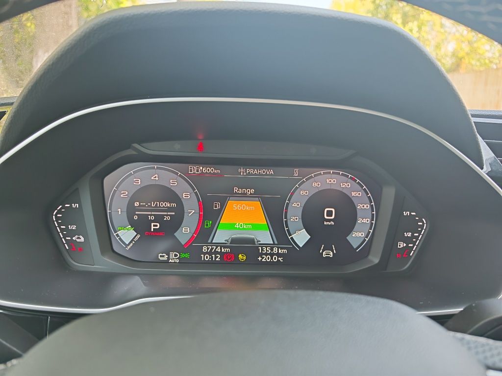 Audi Q3 2023 hybrid camere 360,iluminat ambiental,volan SLine încălzit