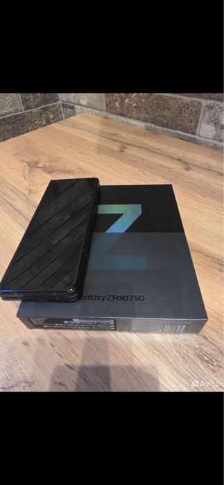 Samsung Z Fold 3 12/512 gb отличном состояния