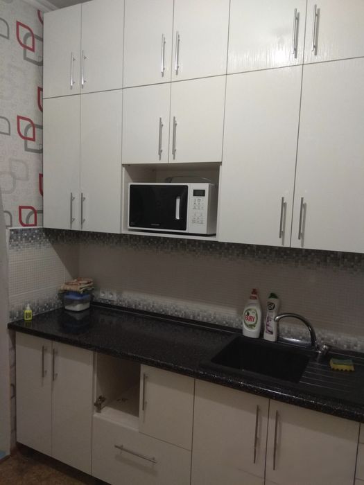 Продам кухонный гарнитур за 100к