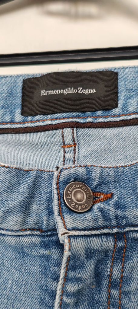 Vând jeans Ermegildo Zegna size 33