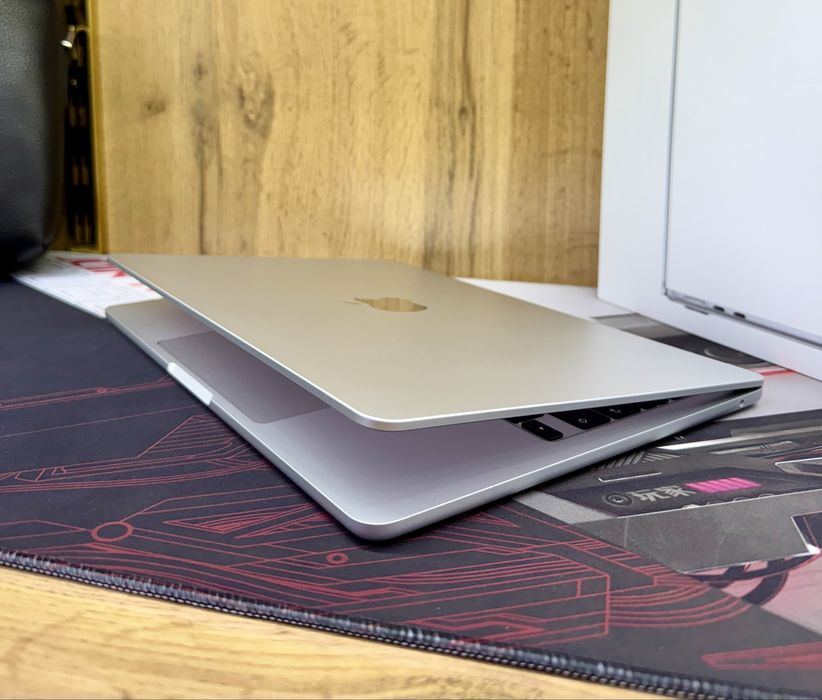 Macbook Air M2 16/512GB 30цикл 99%
