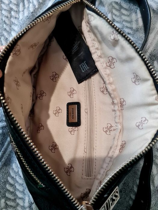 Чанта GUESS, оригинална