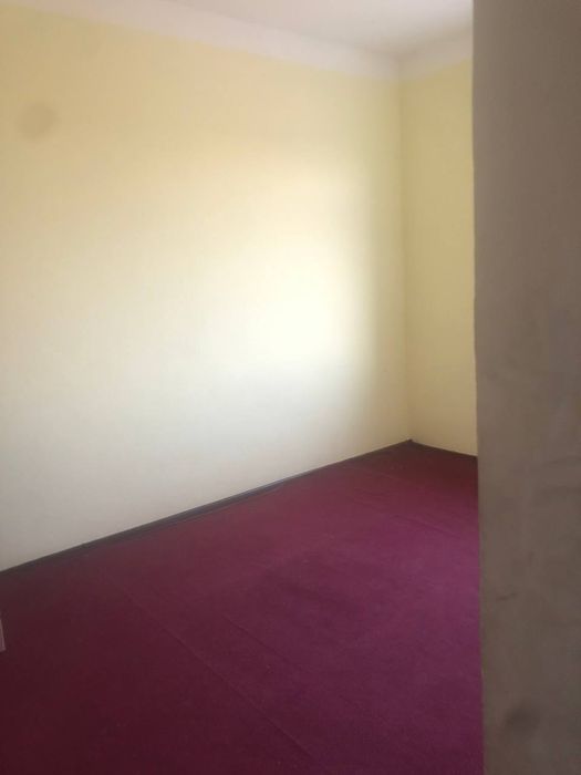 3xonali dom sotiladi