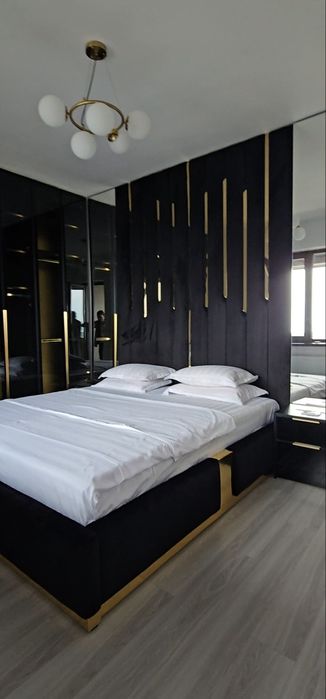 Dressing cu Fronturi din sticla cu rama aluminiu negru