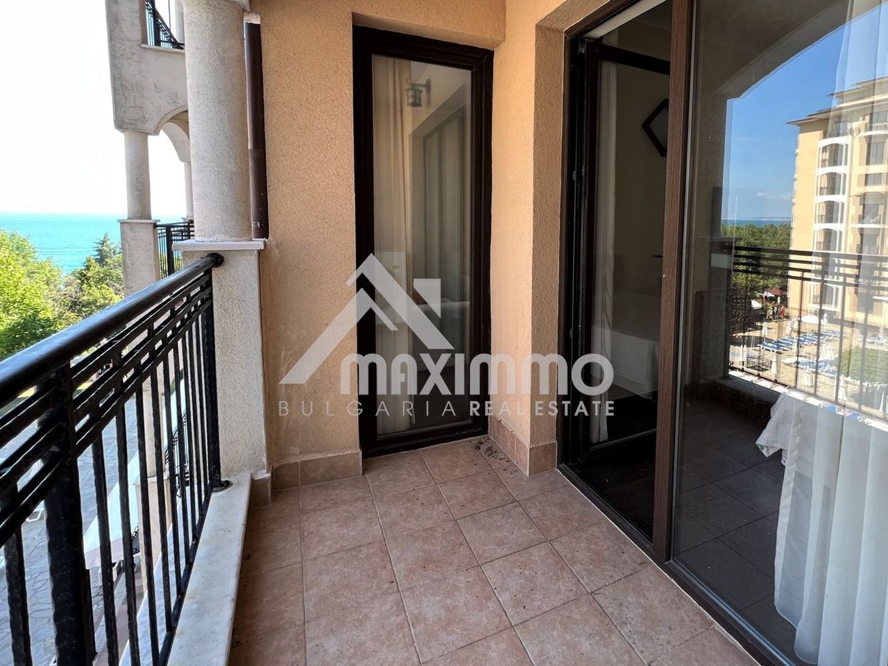 Продава се Двустаен апартамент в к.к. Златни пясъци - 68 кв.м за 1324 €/кв.м - Снимка #5