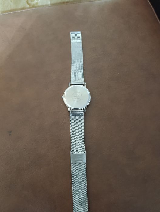 Vând ceas unisex accept doar ramburs!