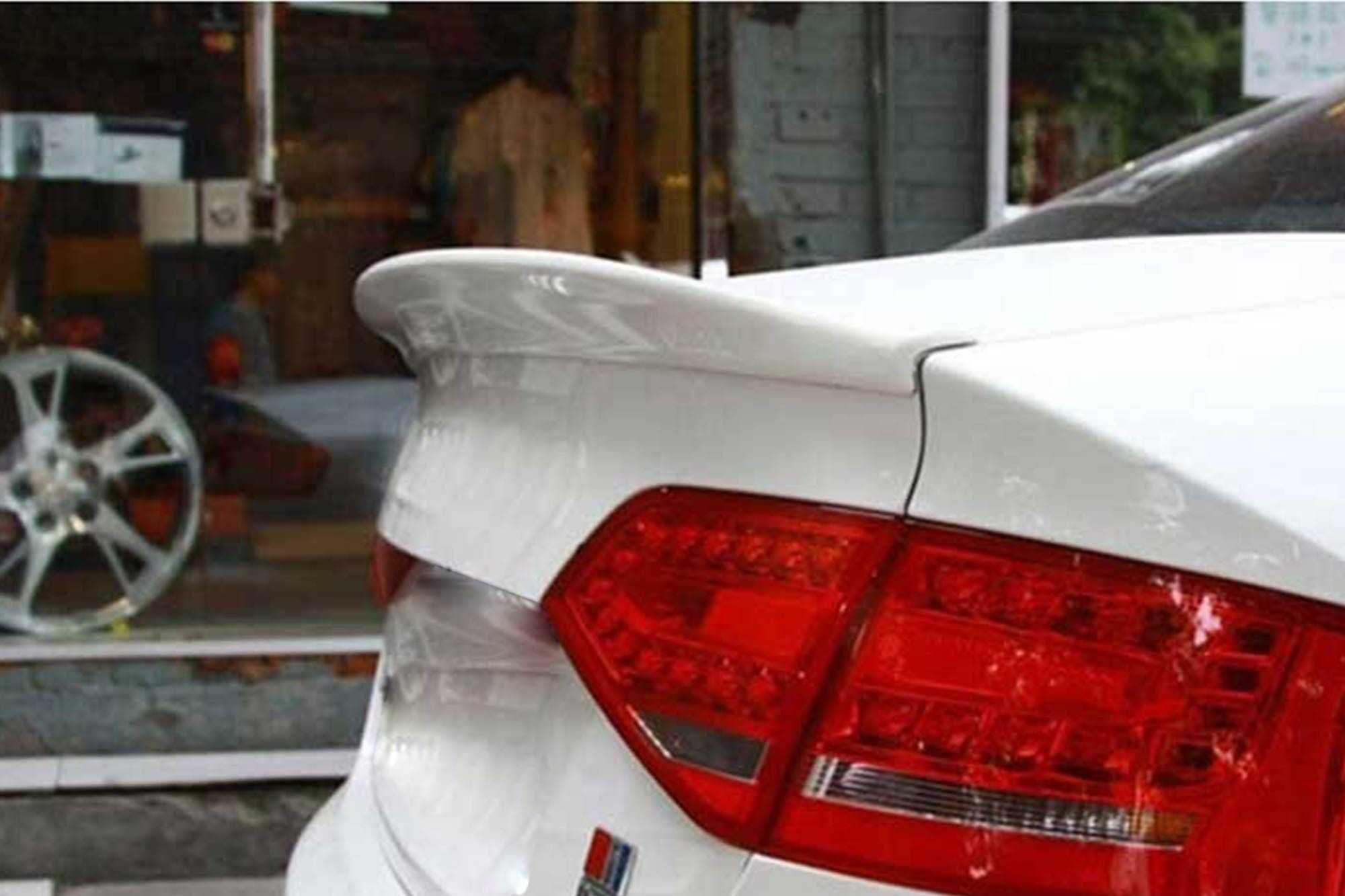 Спойлер за багажник съвместим с Audi A4,2008-2013г седан, небоядисан