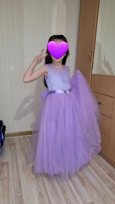 Платье нарядное  на девочку