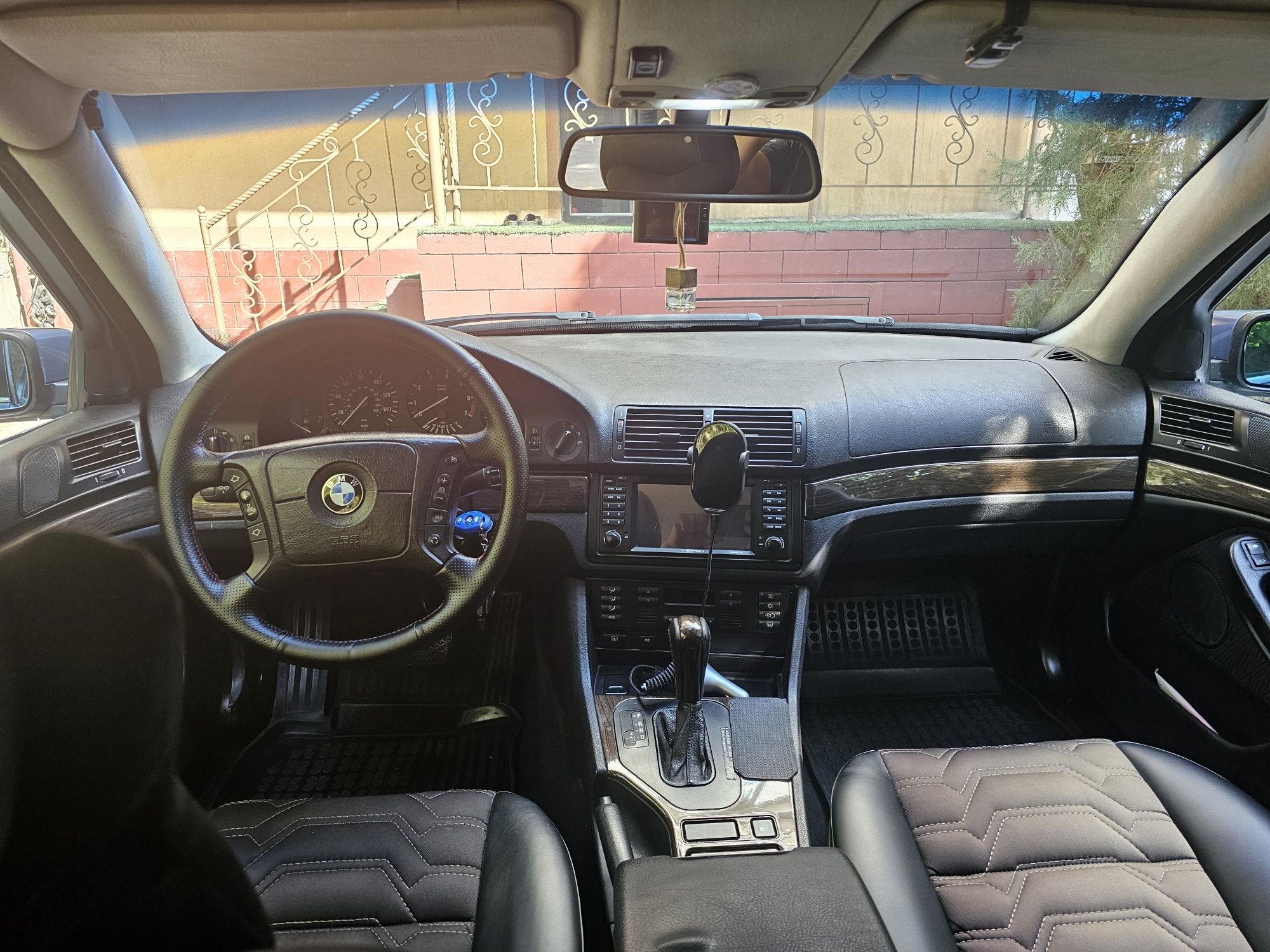 Своя Bmw e39 525i 2002 г. БМВ Е39