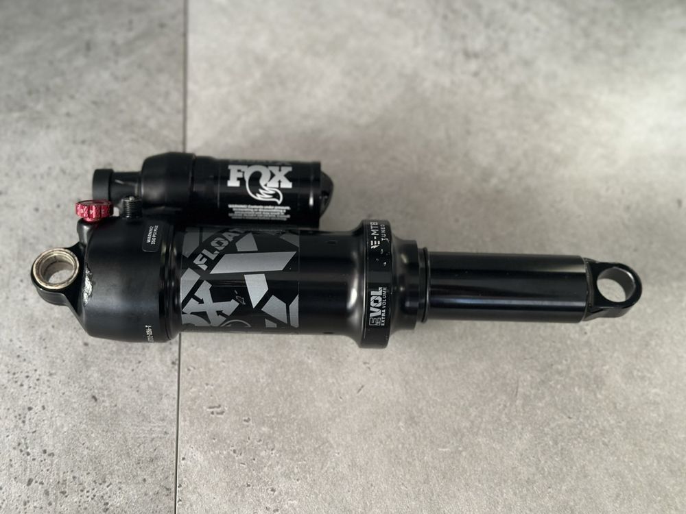 Заден амортисьор  Fox Float X Performance 2022 230x65 mm