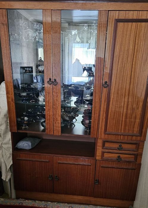 Сервант. Идишлар учун