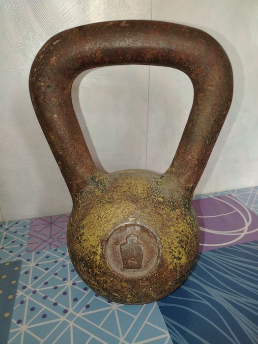 Гиря Советская 16 кг с самым удобным хватом для двух рук одновременно