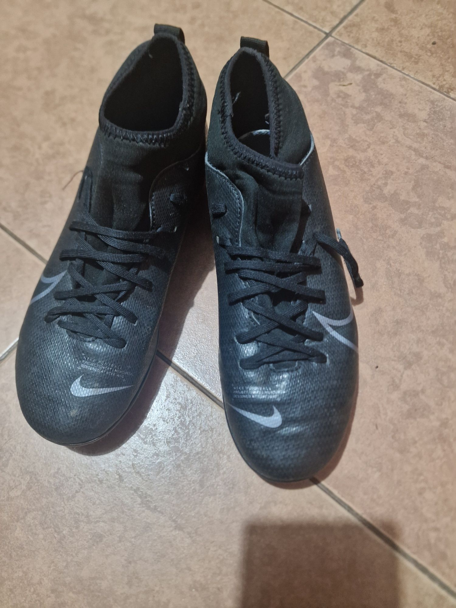 Nike Бутонки mercurial 37.5