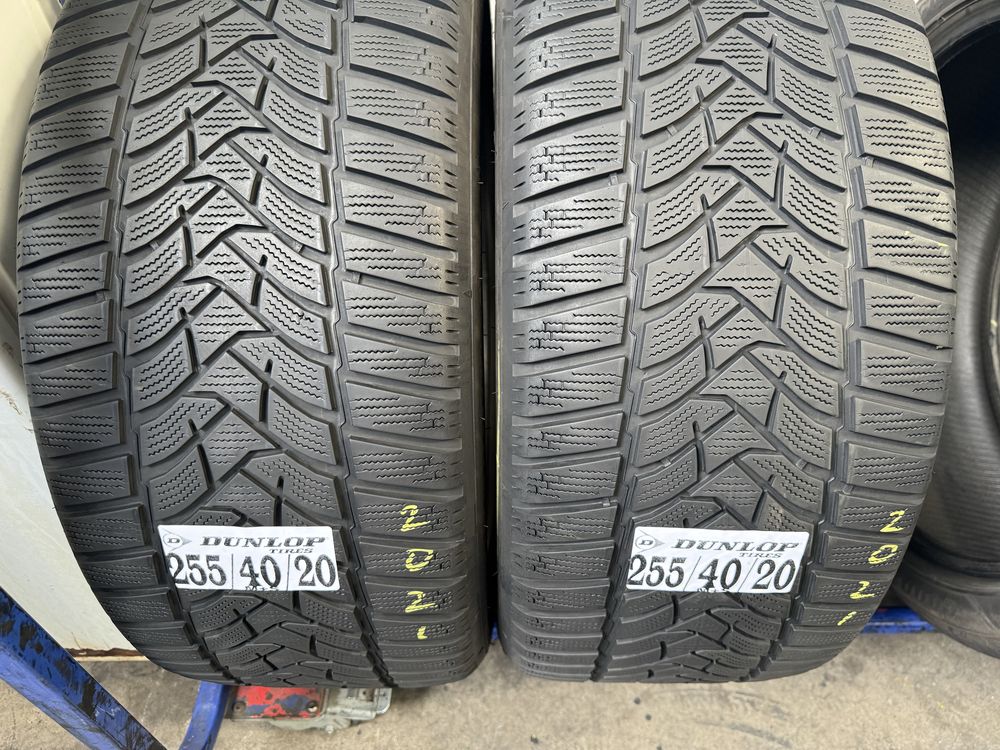 255/40/20 dunlop