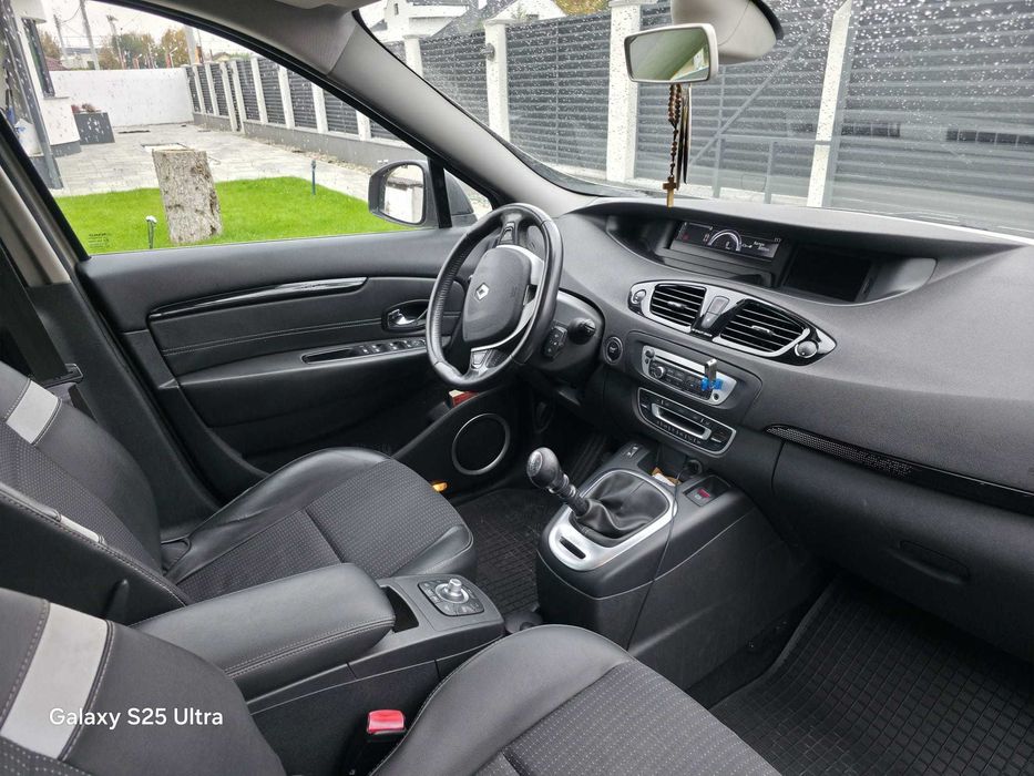 Renault Grand Scenic 1.6 dCi 2012