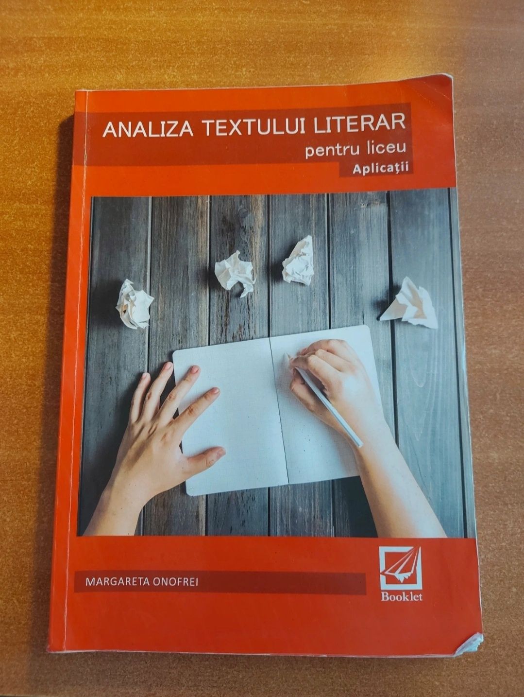 Culegere de română pentru liceu, analiza textului literar
