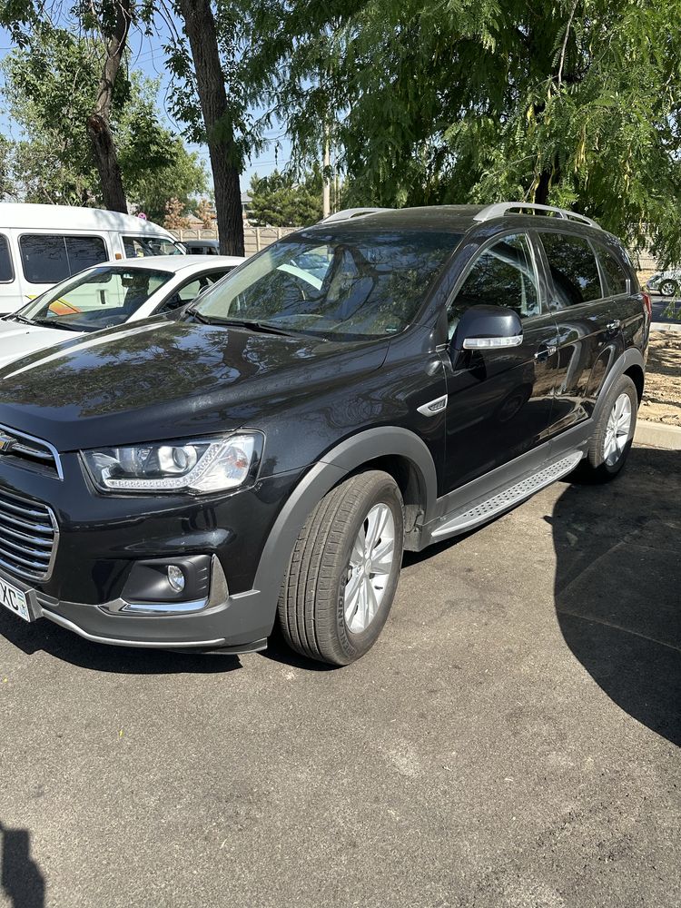 Captiva 4 2015 yili Qora