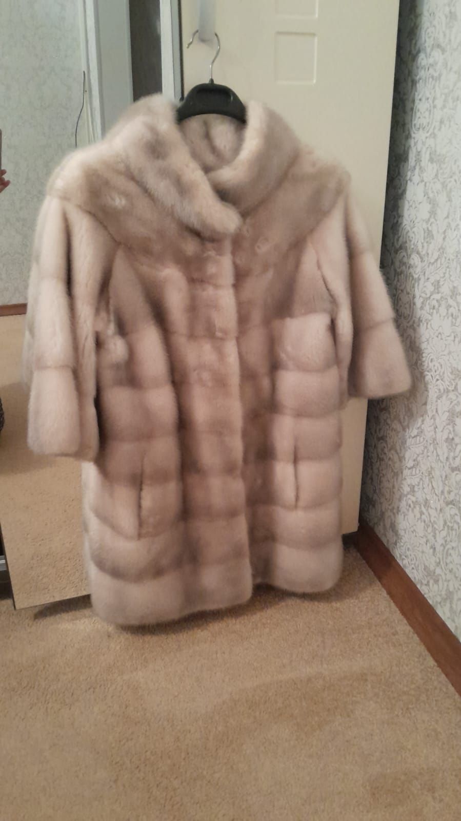 Продам натуральную шубу