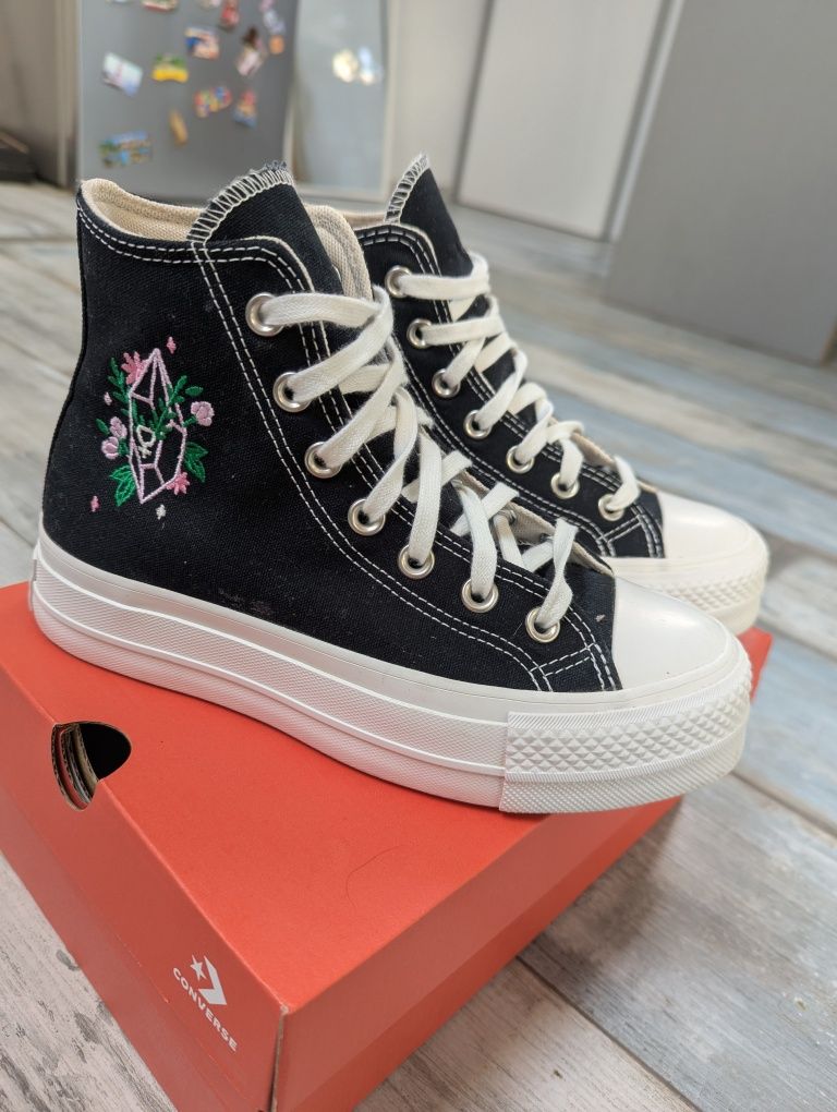 Converse Chuck Taylor All Star Lift